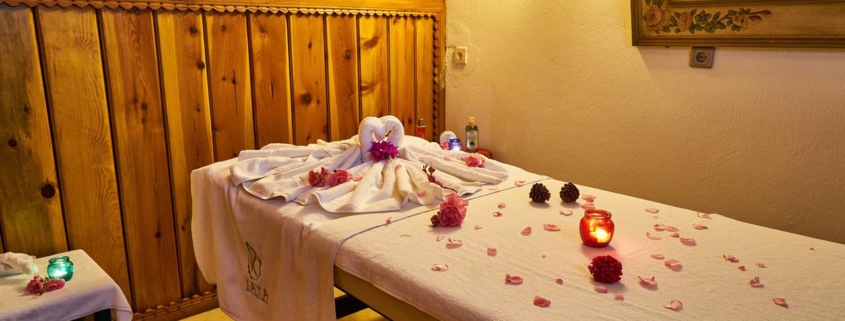 The Benefits of Getting a Couples Massage